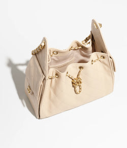 Collection of Cevia- Tasche in a gallery layout