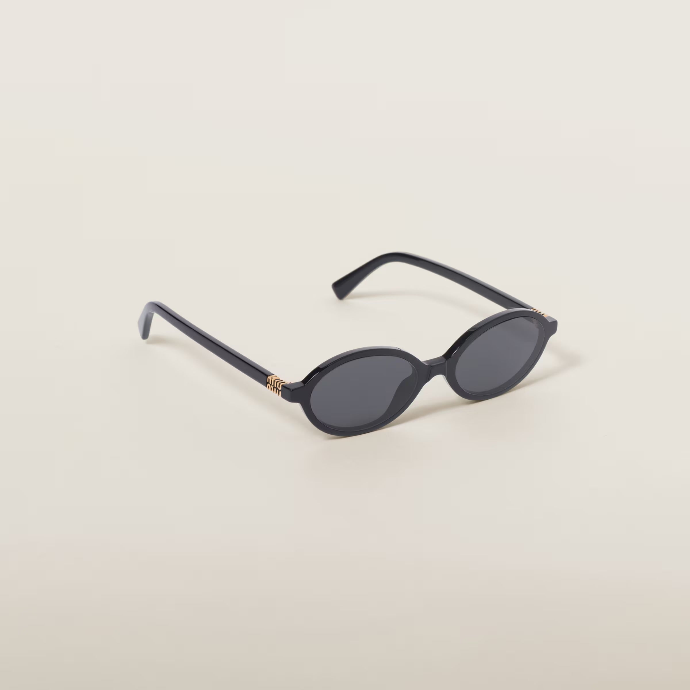 Collection of Mila Brille in a gallery layout