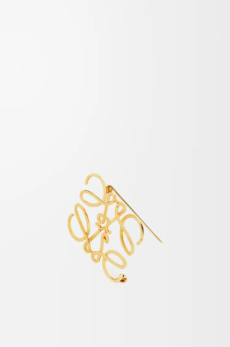 Collection of OWE - Brosche in a gallery layout